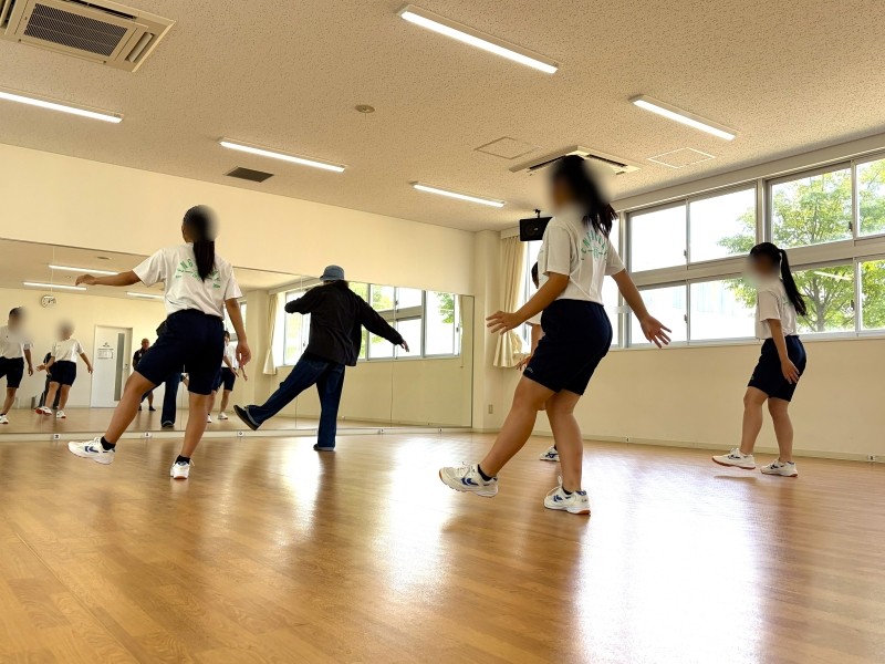堺リベラル高校　ダンス体験