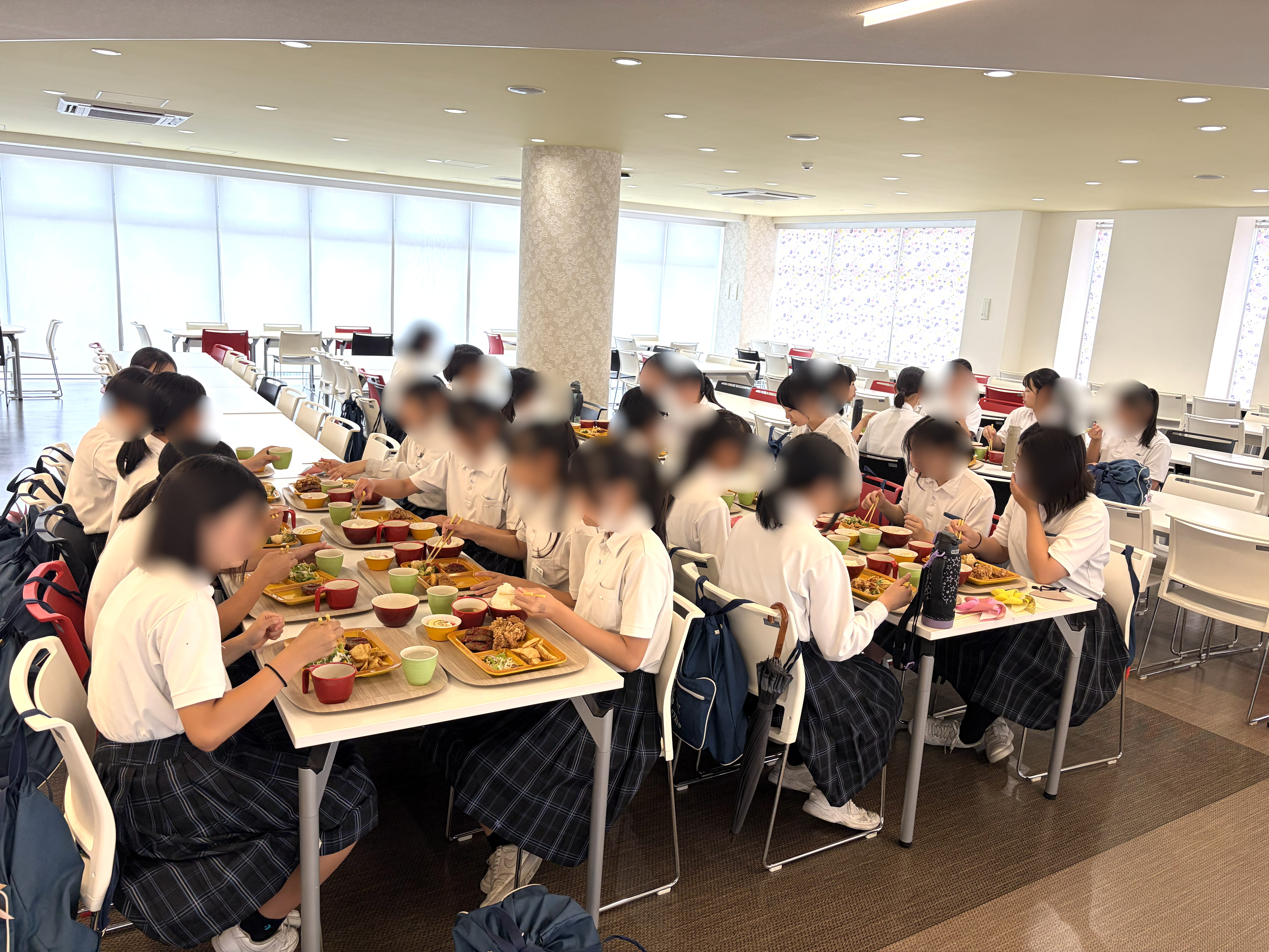 堺リベラル高校　ランチ体験