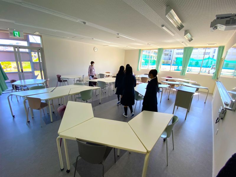 堺リベラル中学校　新校舎内覧会