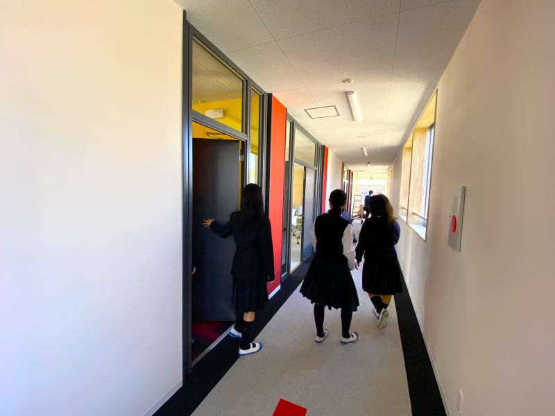 堺リベラル中学校　新校舎内覧会